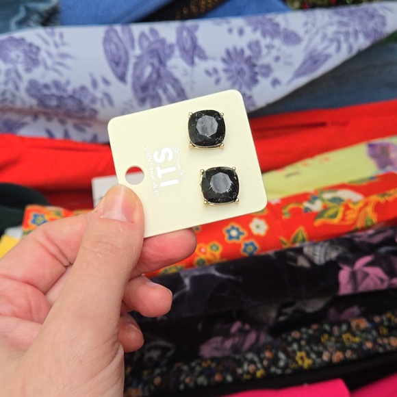 Cushion Cut Semi Stone Epoxy Stud Earrings, NWT - Picture 7 of 8